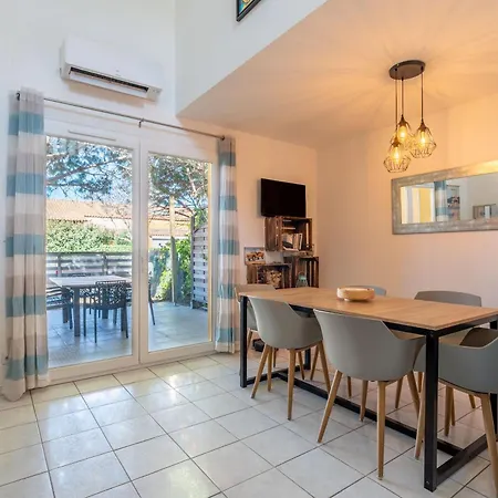 Maison Au Pin بيت للعطل